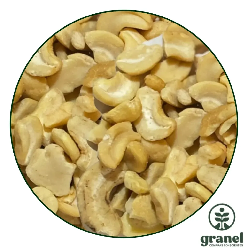 [3524] Castañas de cajú rota cruda sin sal 500g